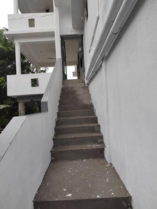Gangi Kota North Flat Apartment Kovvur Luaran gambar