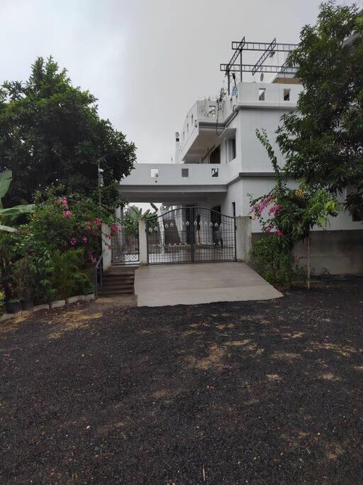 Gangi Kota North Flat Apartment Kovvur Luaran gambar