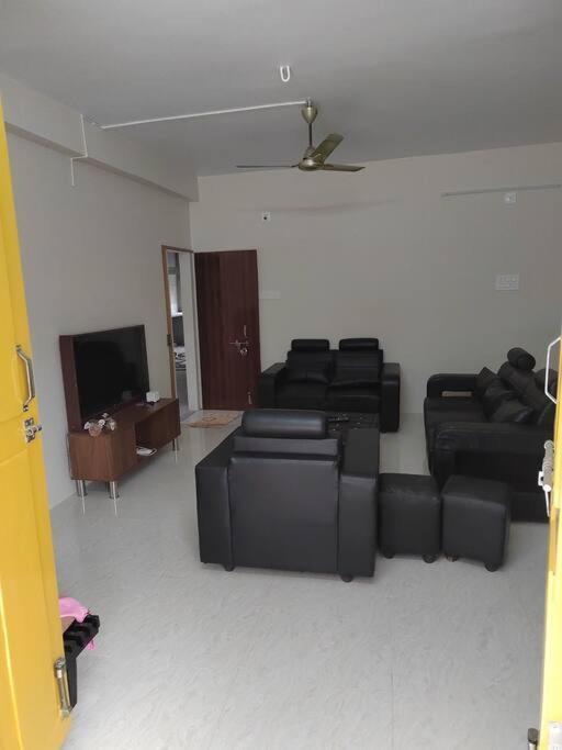 Gangi Kota North Flat Apartment Kovvur Luaran gambar